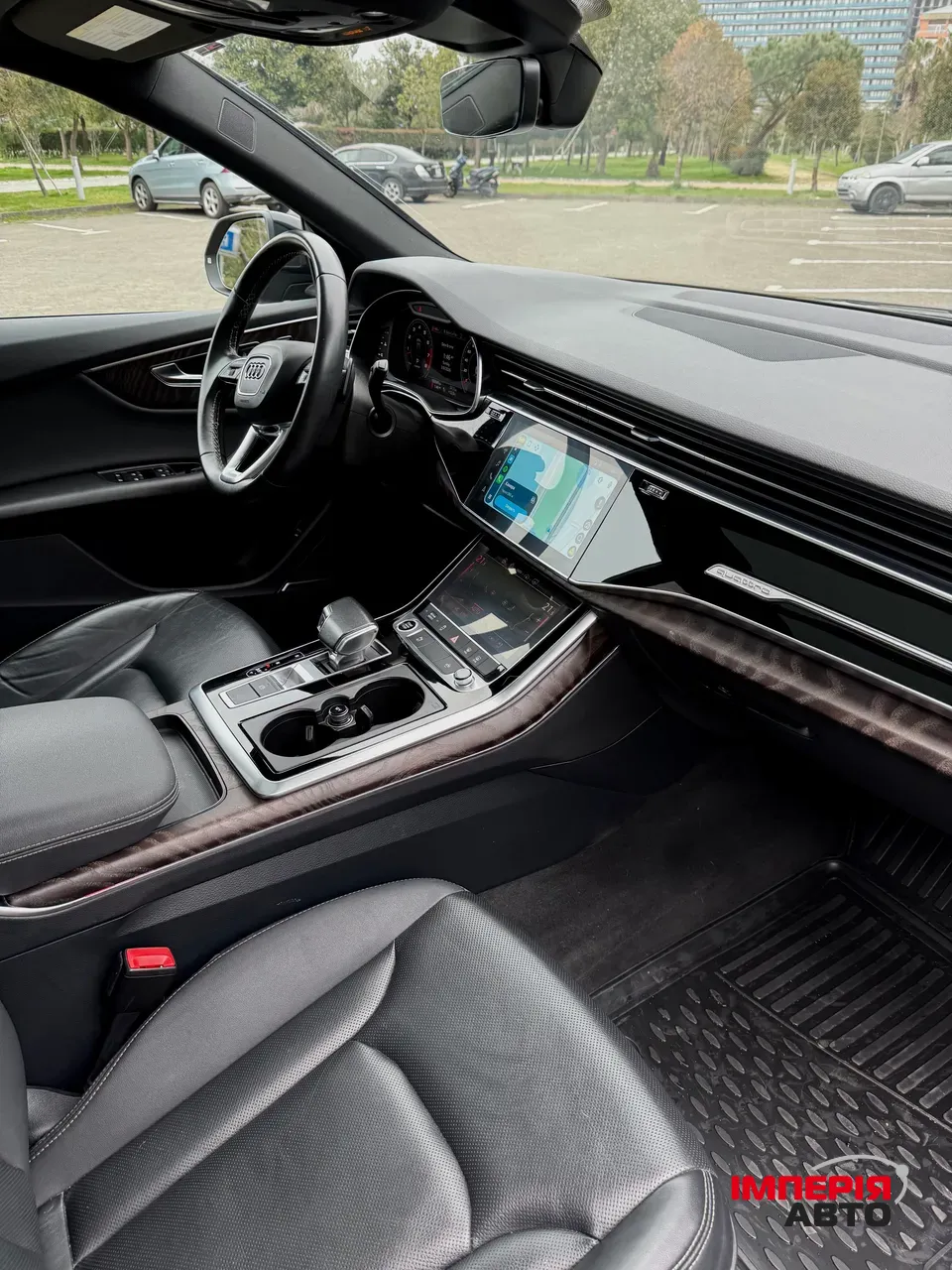 Audi Q8 - фото 12