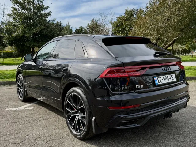 Audi Q8 - фото 4