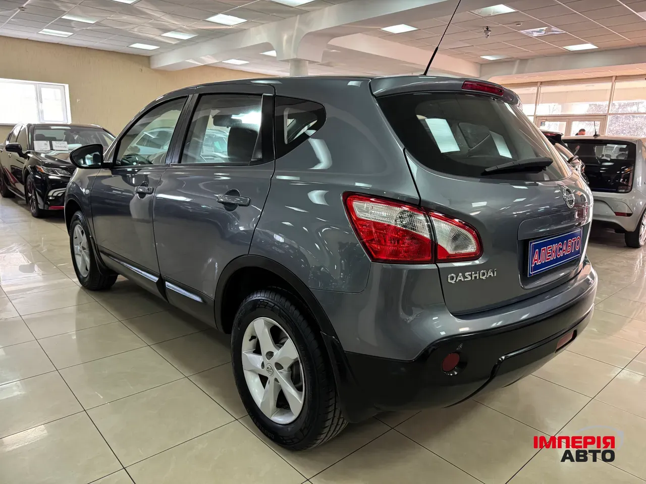 Nissan Qashqai - фото 2