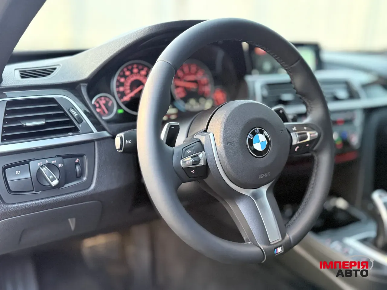 BMW 3 серії - фото 10