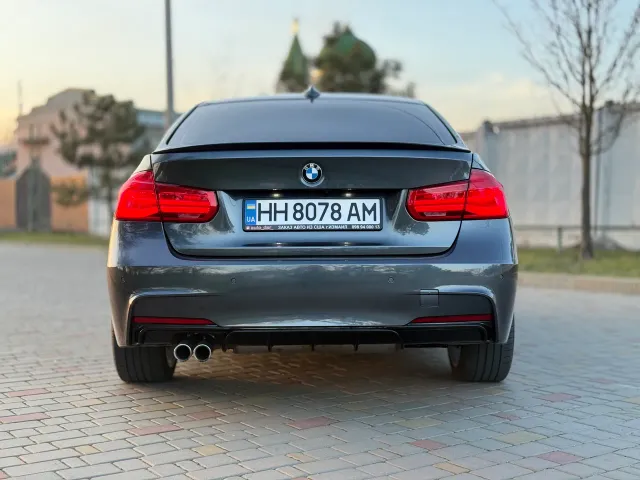 BMW 3 серії - фото 3