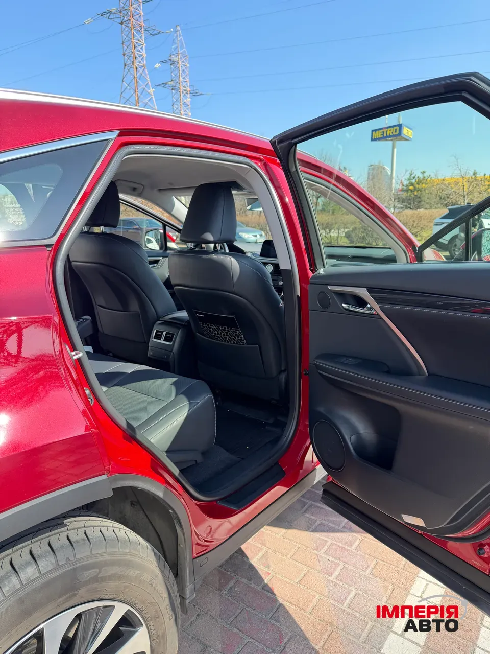 Lexus RX - фото 8