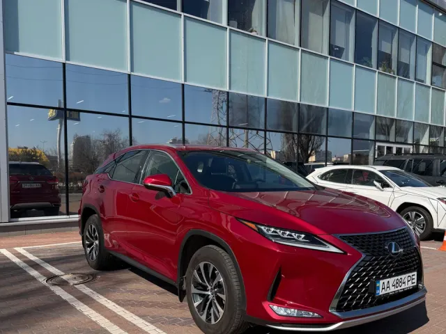 Lexus RX - фото 1