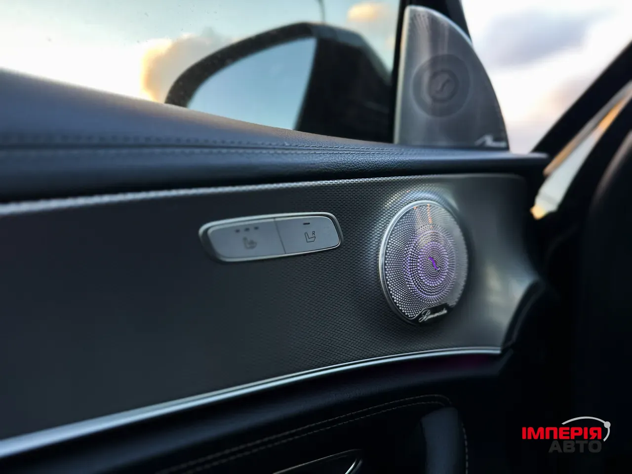 Mercedes-Benz E-Класс - фото 39