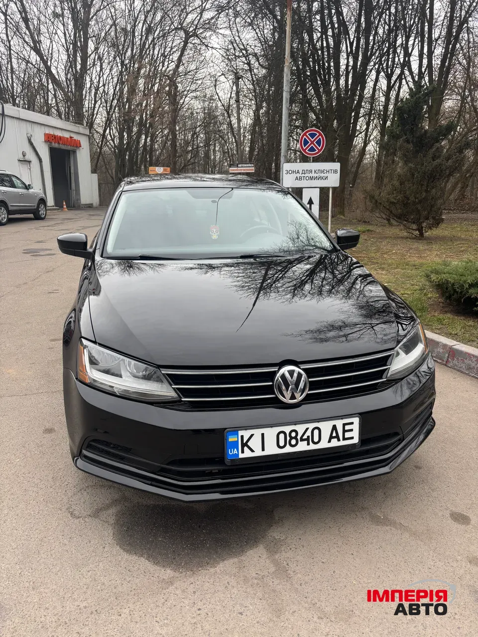 Volkswagen Jetta - фото 1