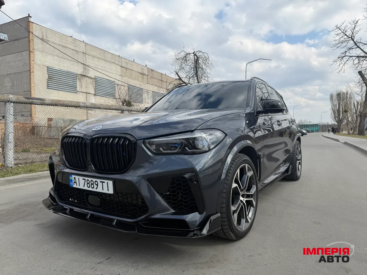 BMW X5 - фото 25