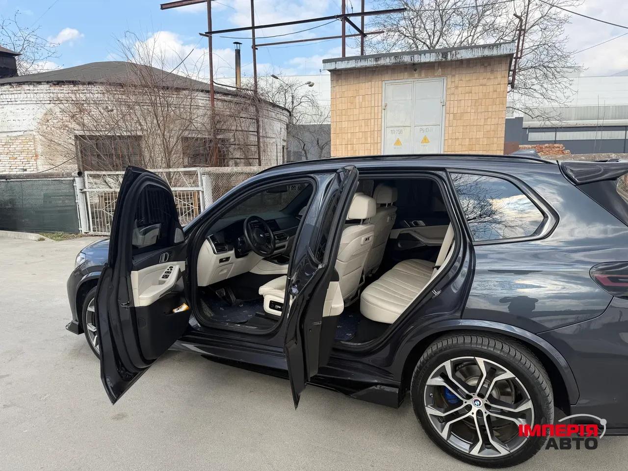 BMW X5 - фото 15