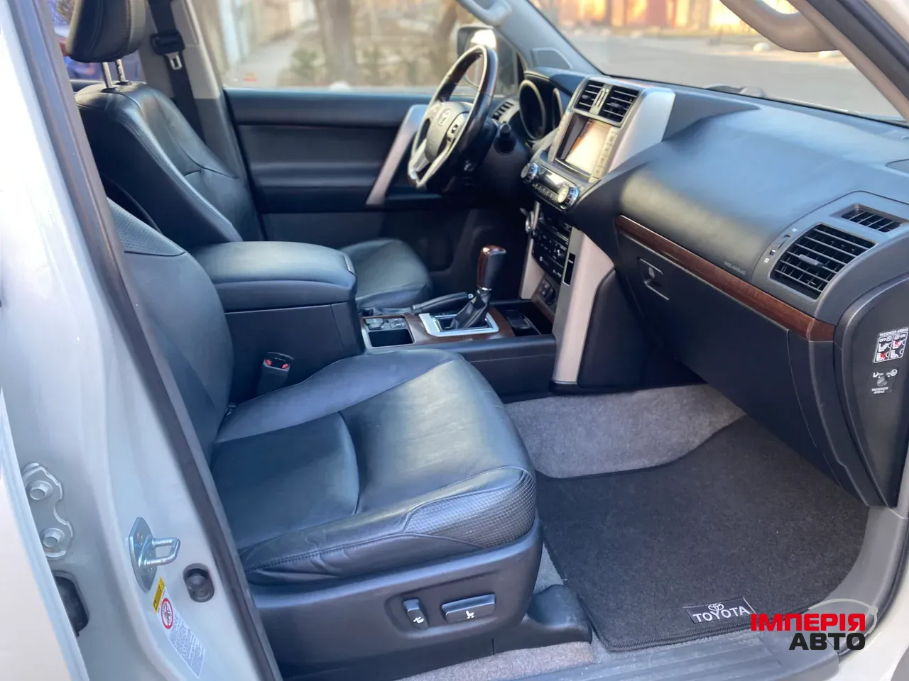 Toyota Land Cruiser Prado - фото 24