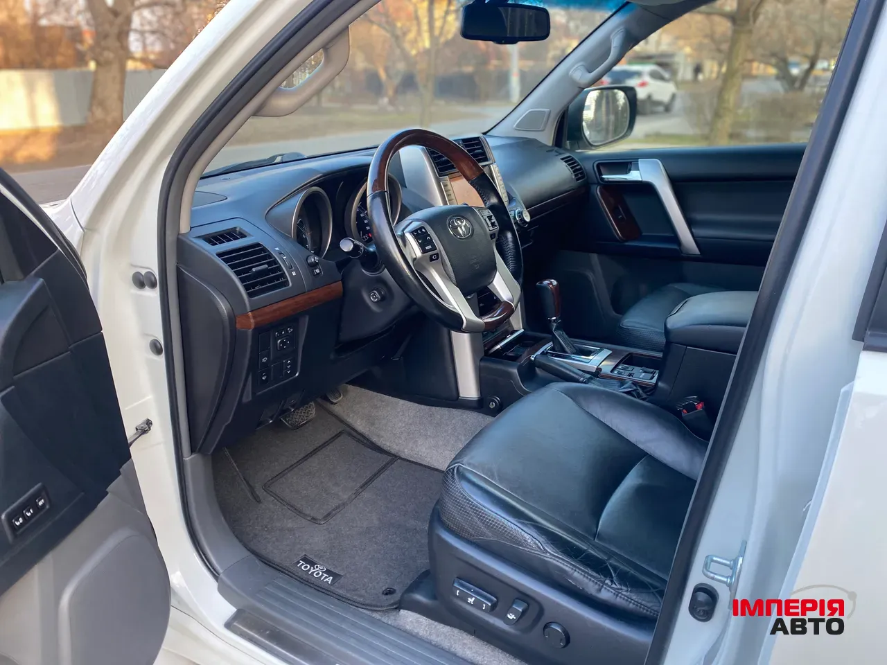 Toyota Land Cruiser Prado - фото 14