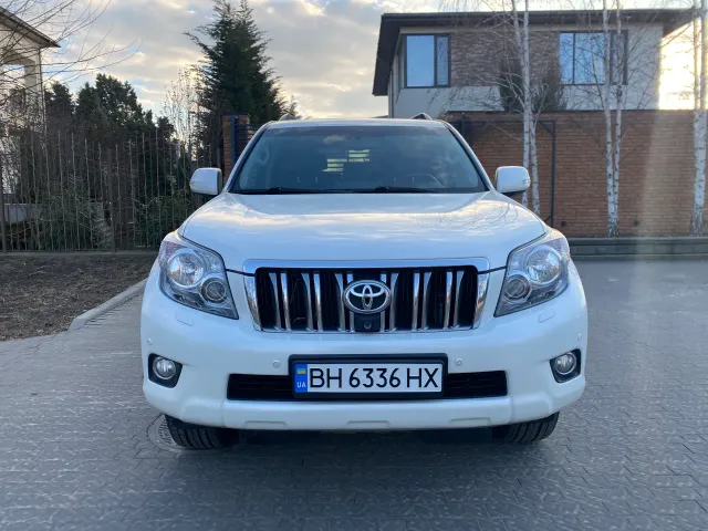 Toyota Land Cruiser Prado - фото 4