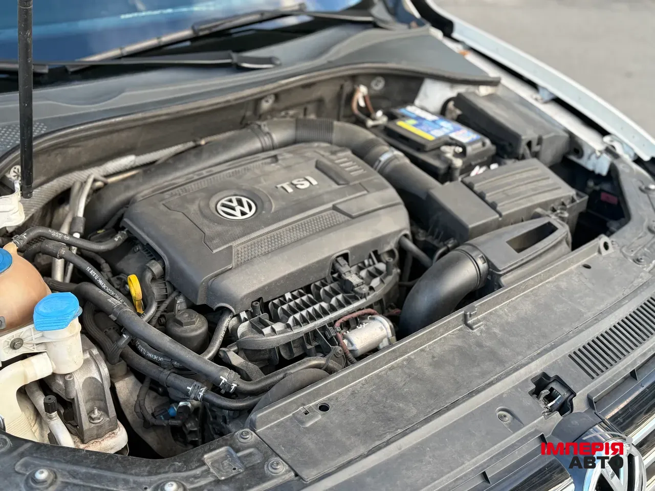 Volkswagen Passat - фото 8