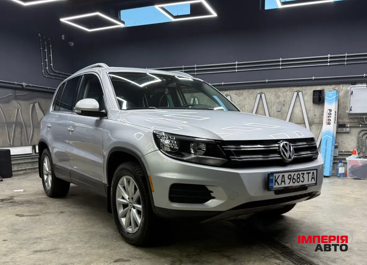 Volkswagen Tiguan - фото 1