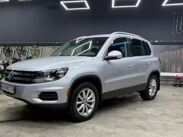 Volkswagen Tiguan - фото 2