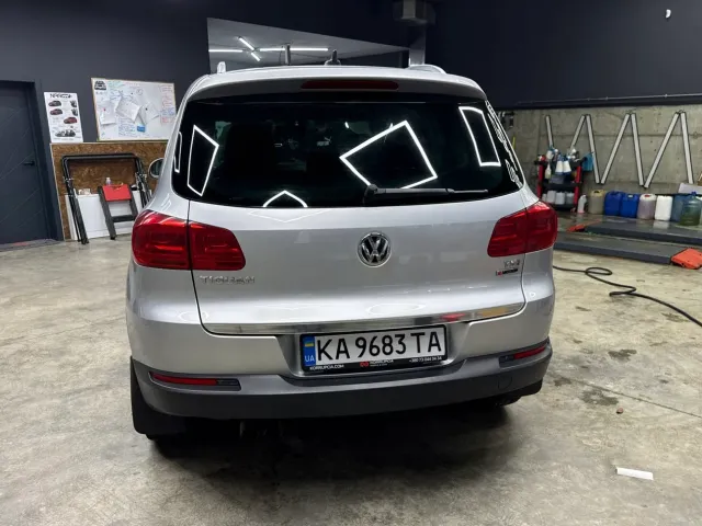 Volkswagen Tiguan - фото 5