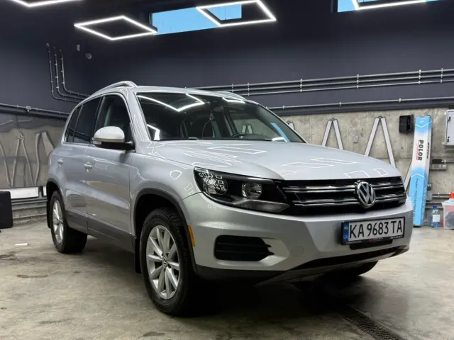 Volkswagen Tiguan - фото 1