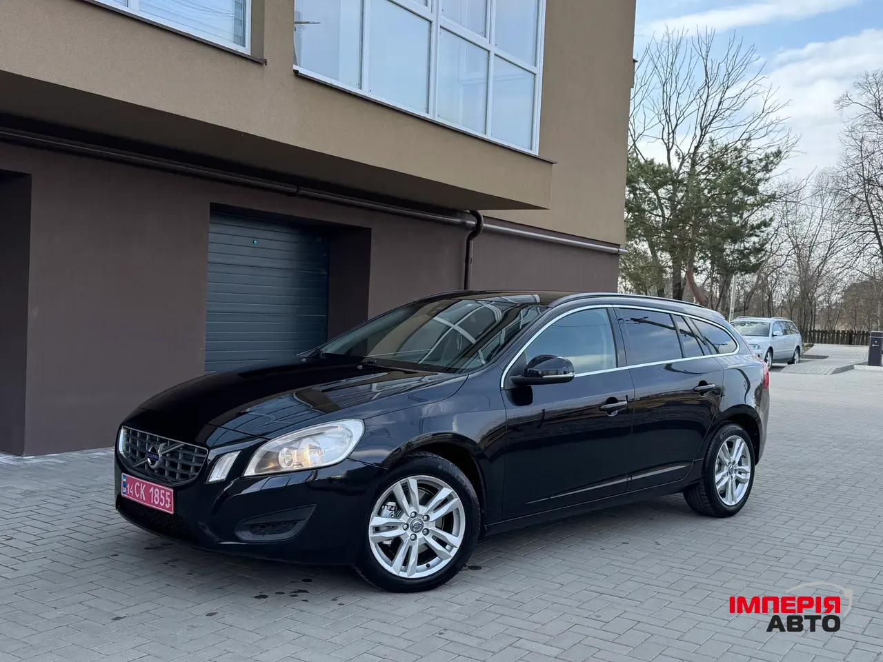 Volvo V60 - фото 1