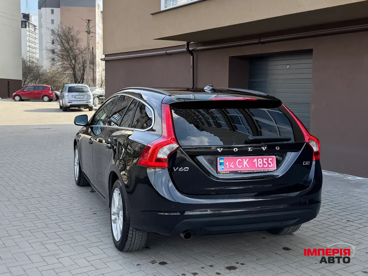 Volvo V60 - фото 7