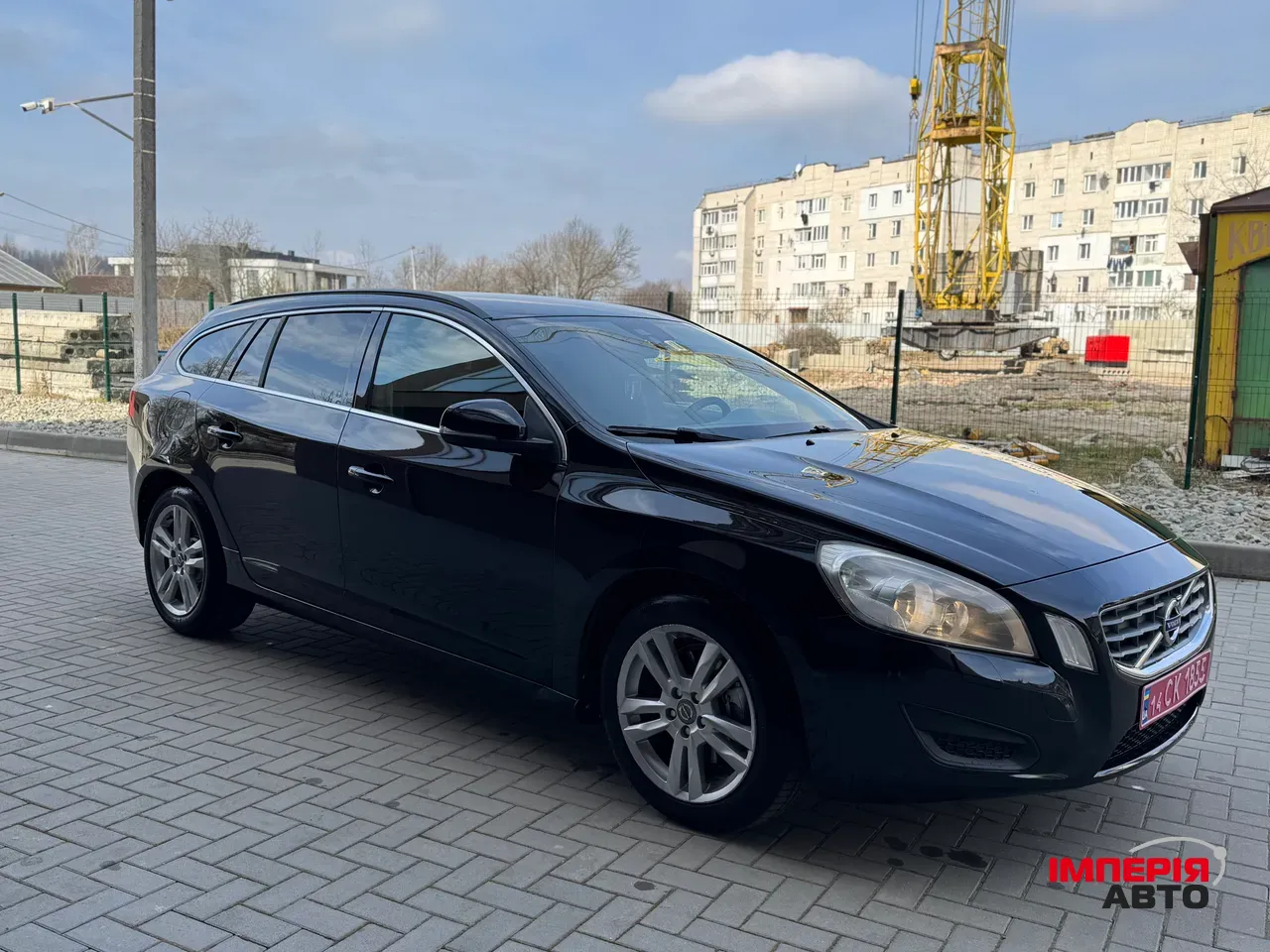 Volvo V60 - фото 12