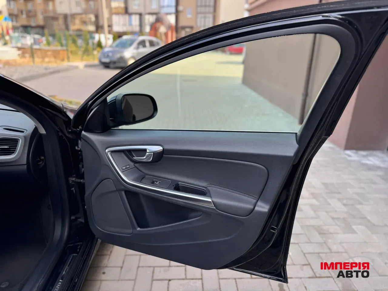 Volvo V60 - фото 26