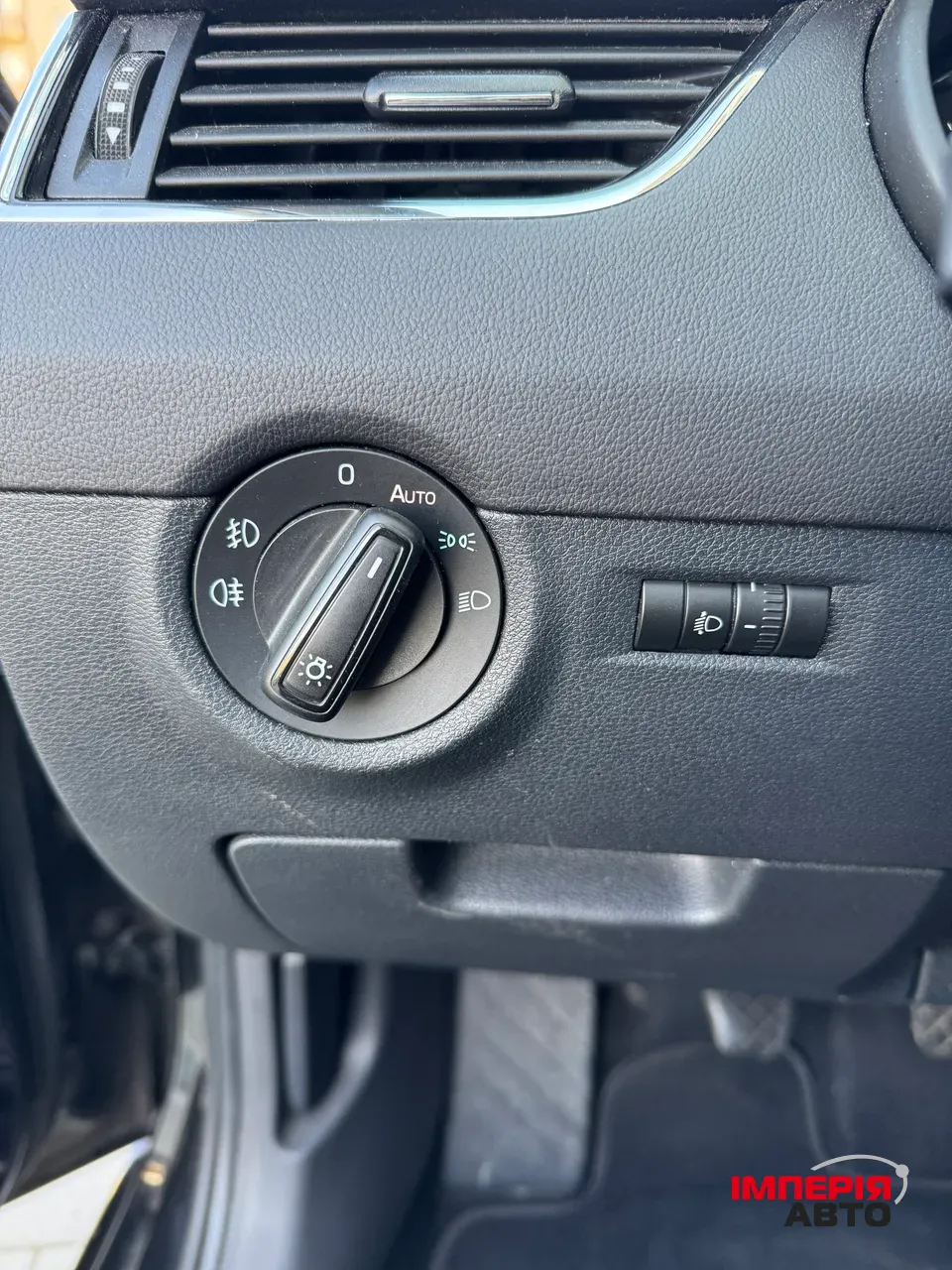 Skoda Octavia - фото 34