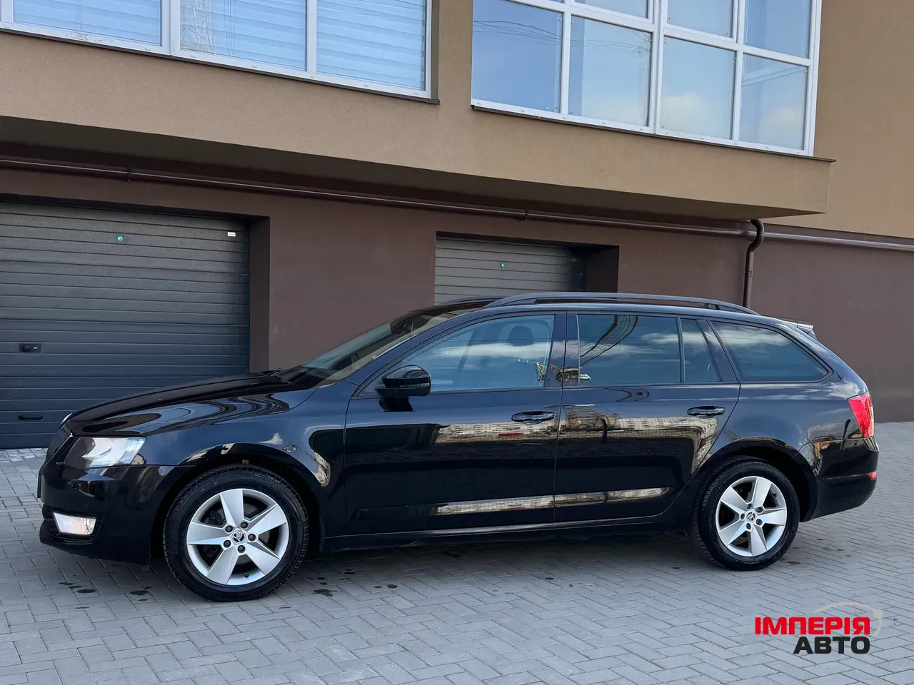 Skoda Octavia - фото 3