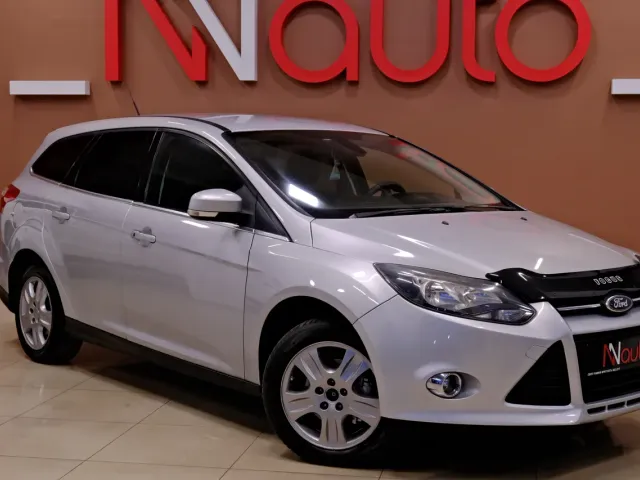 Ford Focus - фото 4