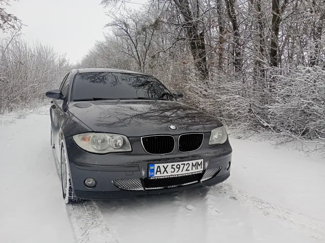 BMW 1 серії - фото 1
