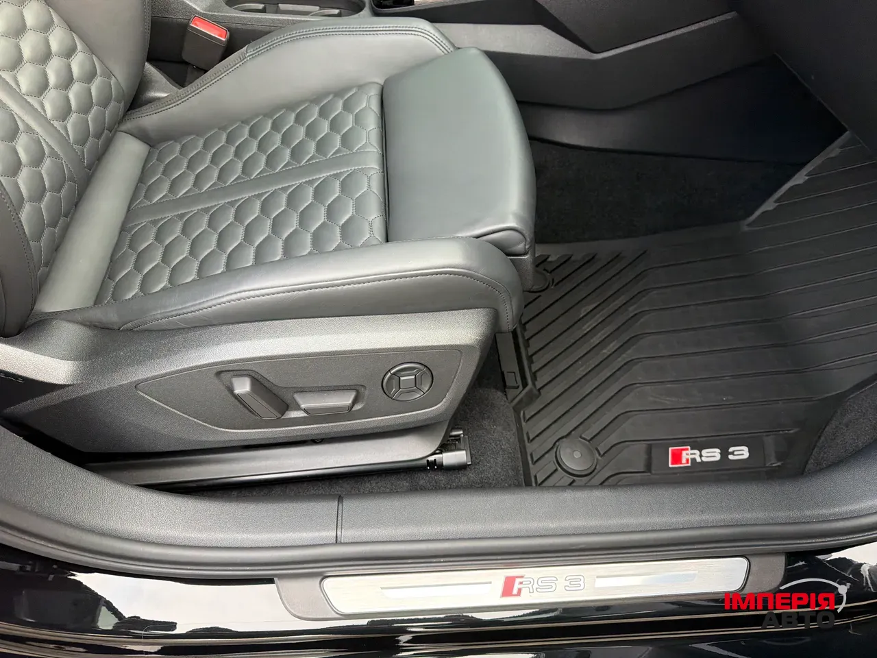 Audi RS 3 - фото 20
