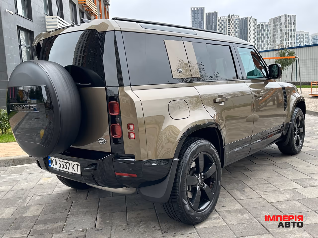 Land Rover Defender - фото 9