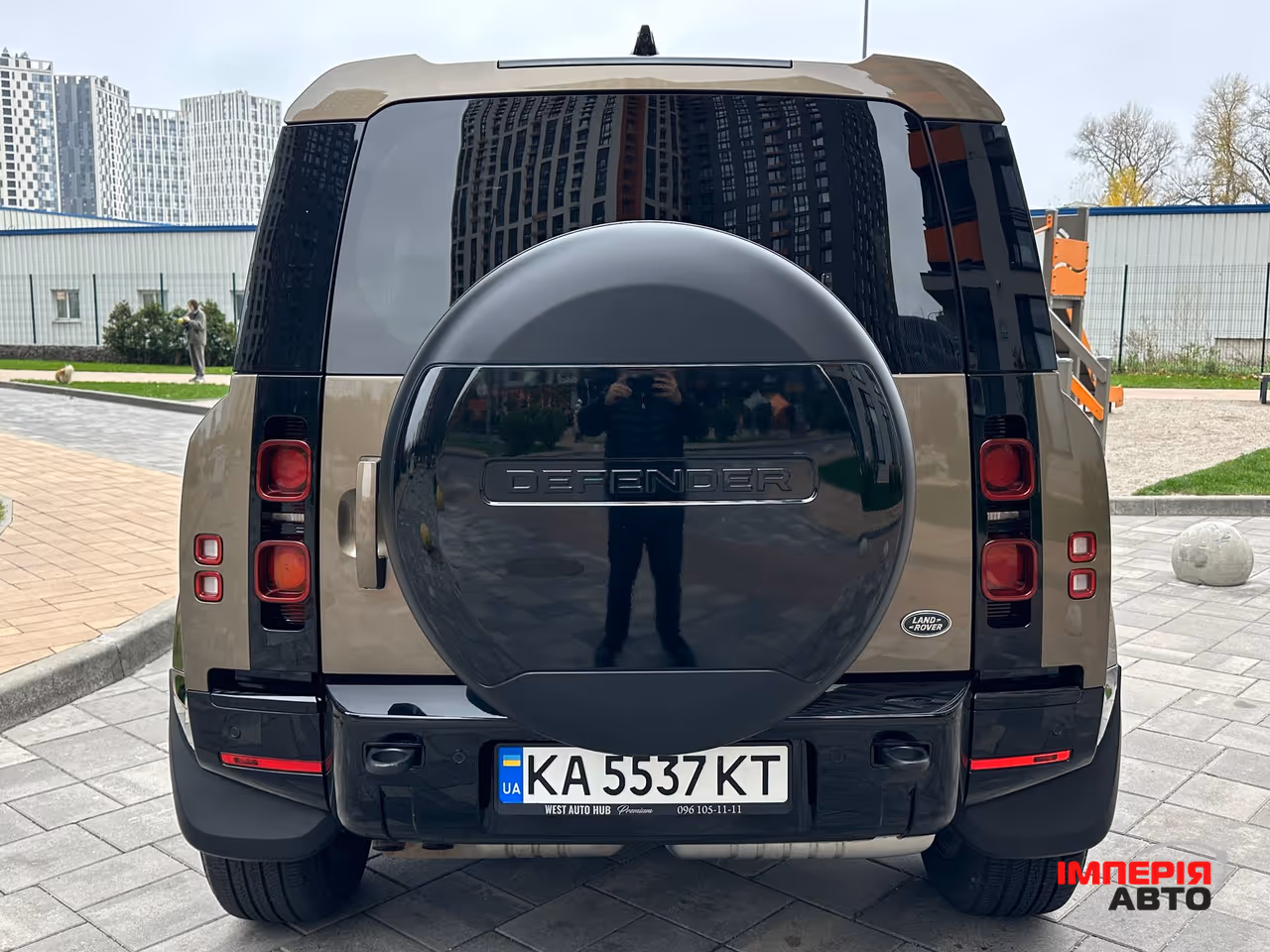 Land Rover Defender - фото 10