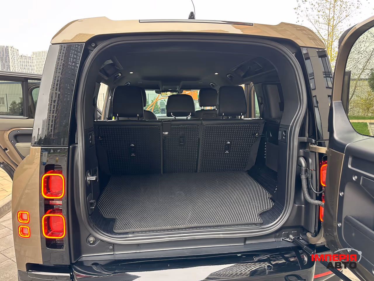 Land Rover Defender - фото 31