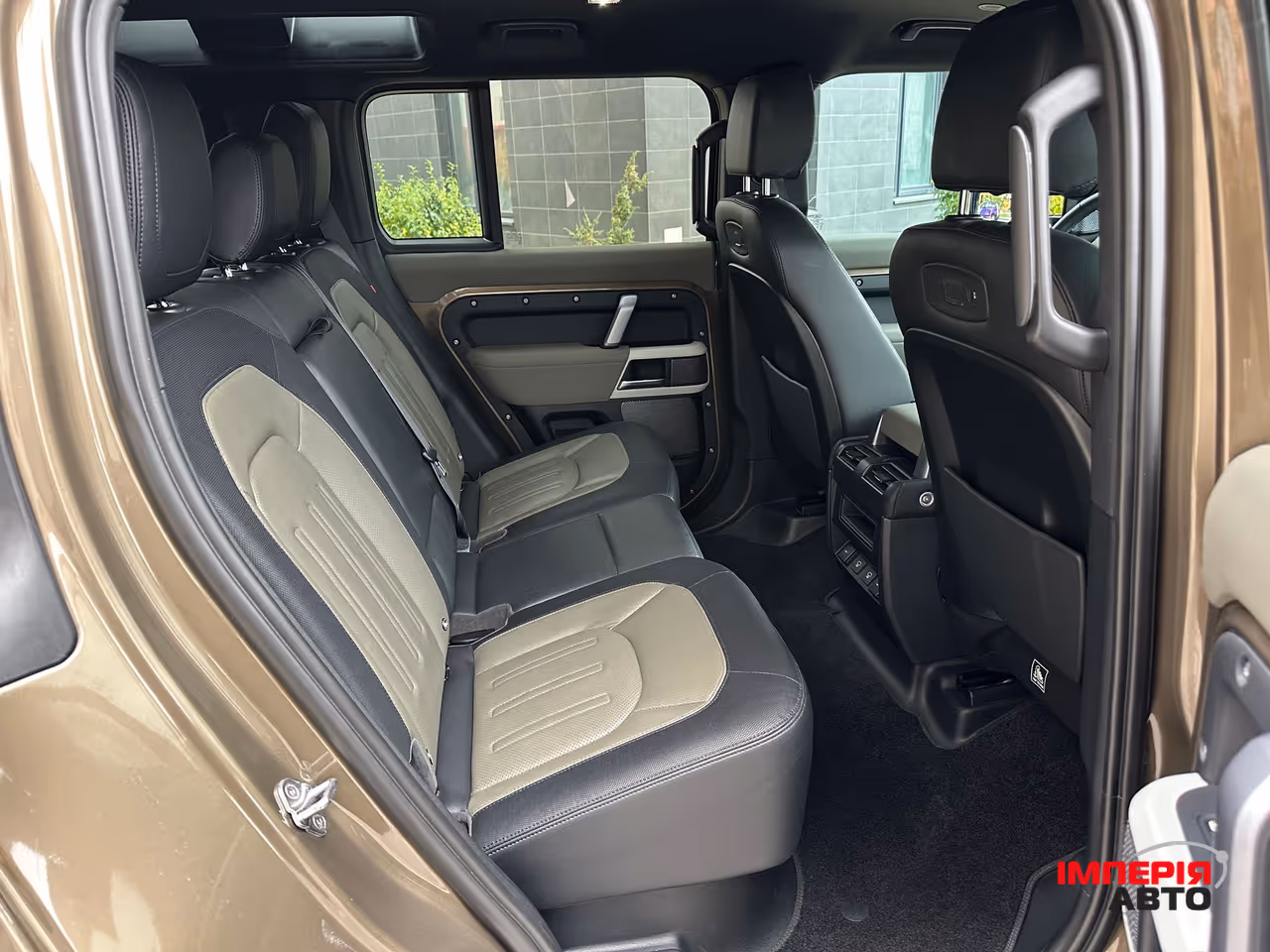 Land Rover Defender - фото 20