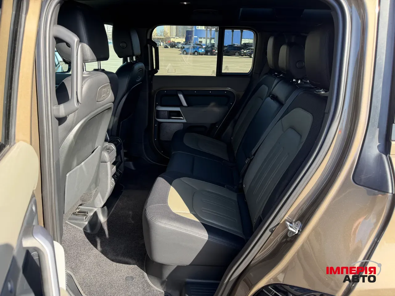 Land Rover Defender - фото 18