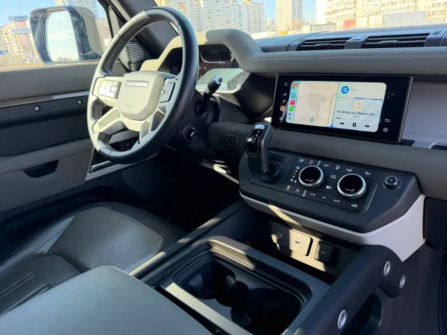 Land Rover Defender - фото 3