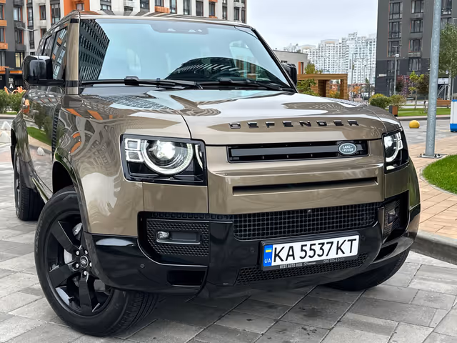 Land Rover Defender - фото 1