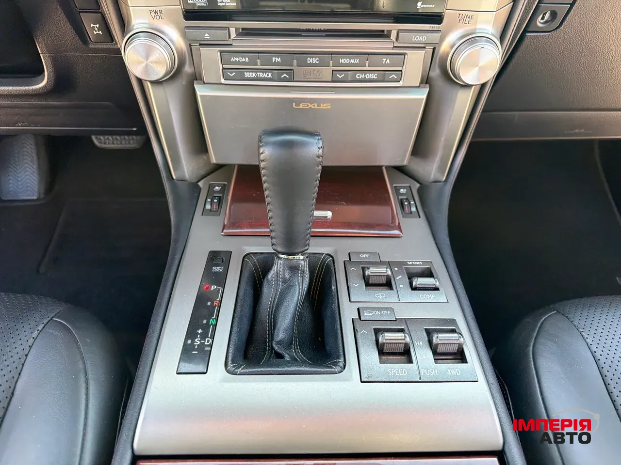 Lexus GX - фото 22