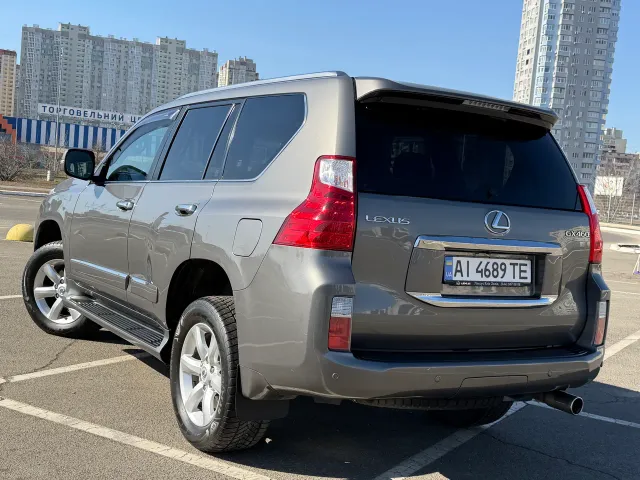 Lexus GX - фото 2