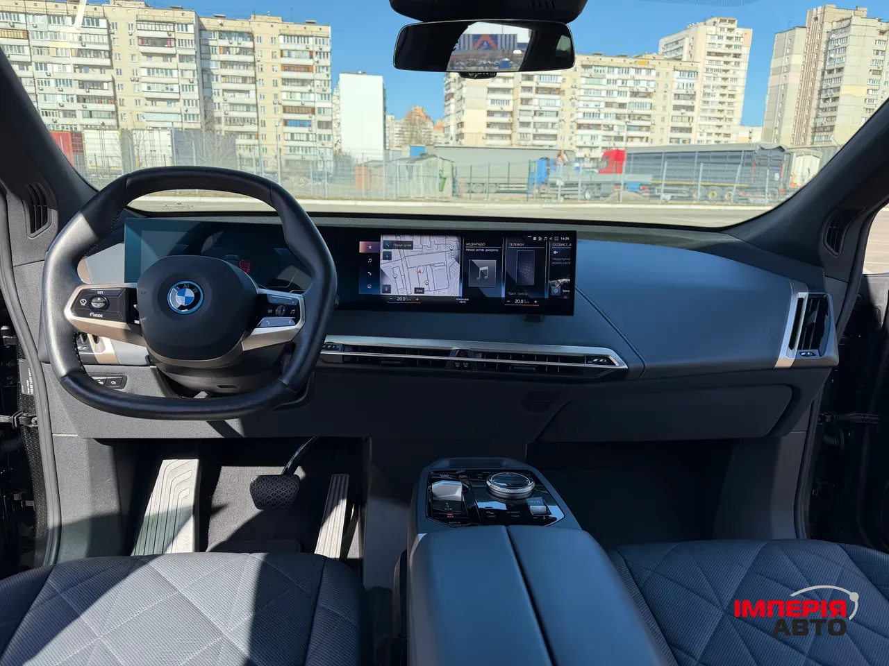 BMW iX - фото 24