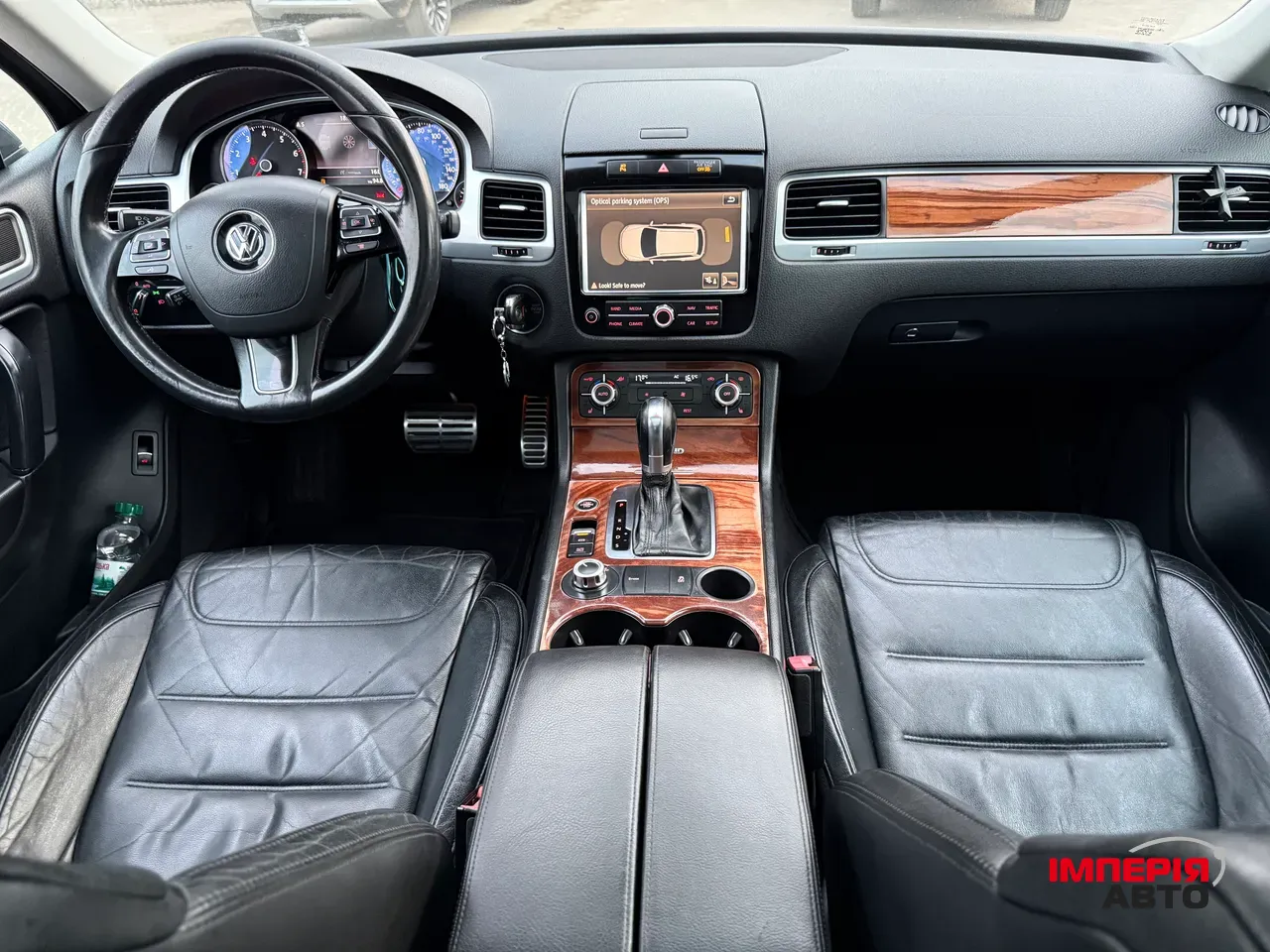 Volkswagen Touareg - фото 12