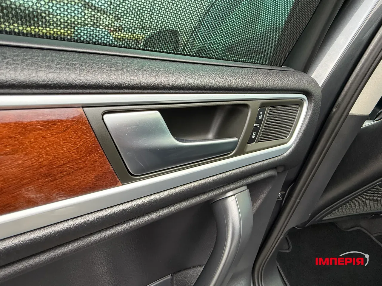 Volkswagen Touareg - фото 28