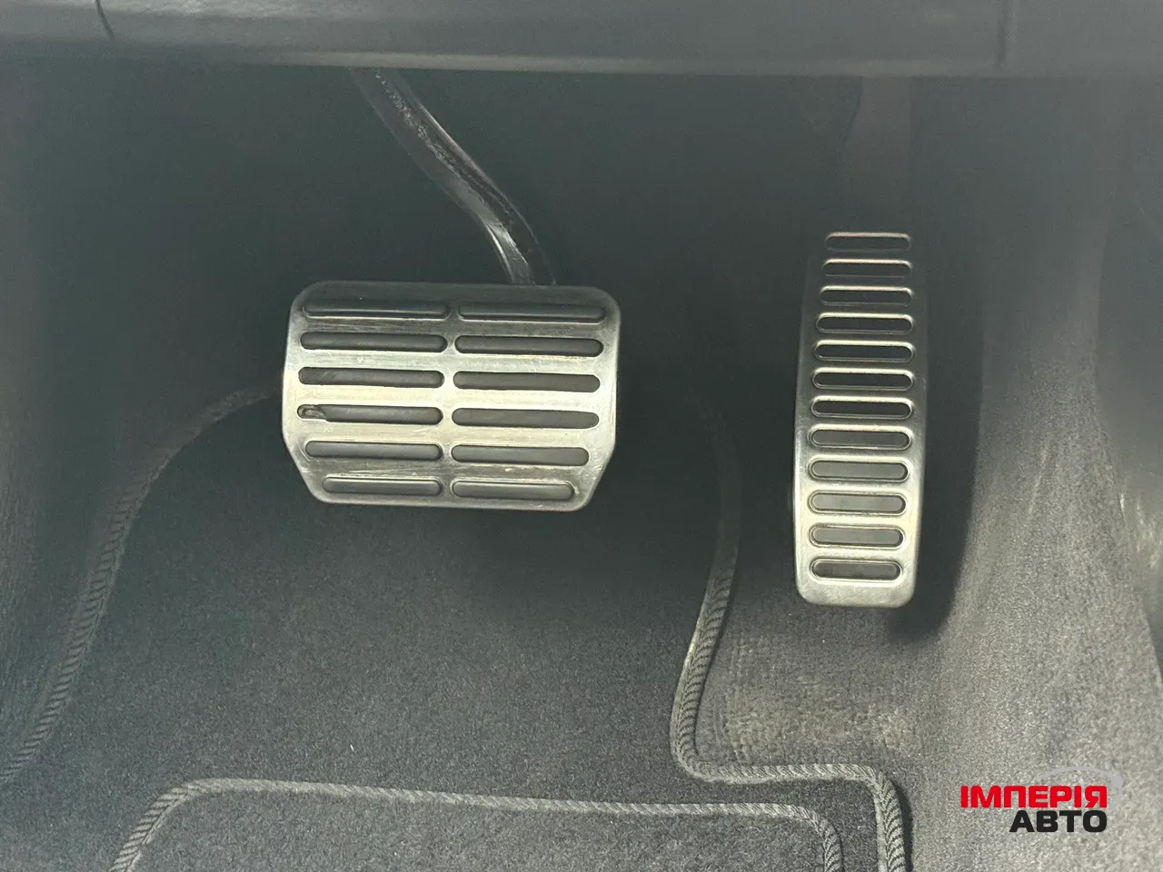 Volkswagen Touareg - фото 26