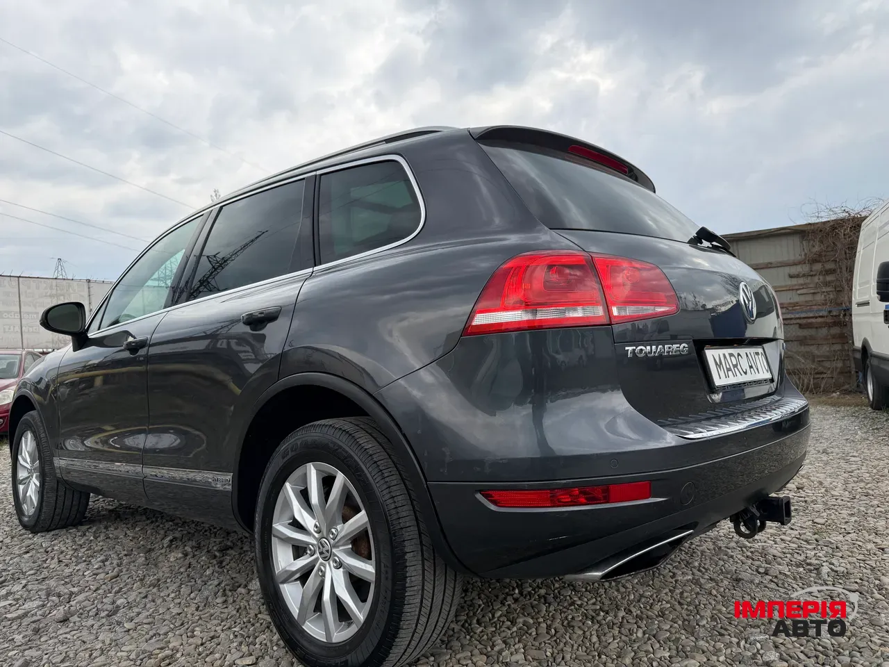 Volkswagen Touareg - фото 10