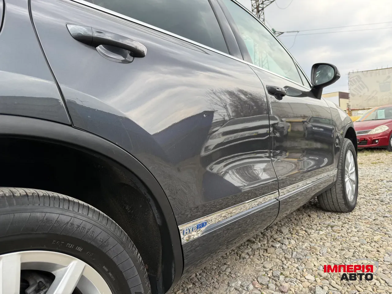 Volkswagen Touareg - фото 6