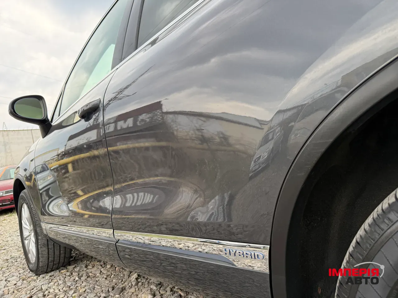 Volkswagen Touareg - фото 7