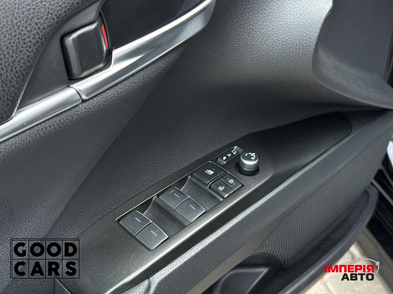 Toyota Camry - фото 20