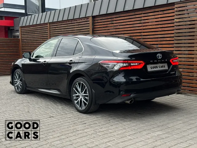 Toyota Camry - фото 5