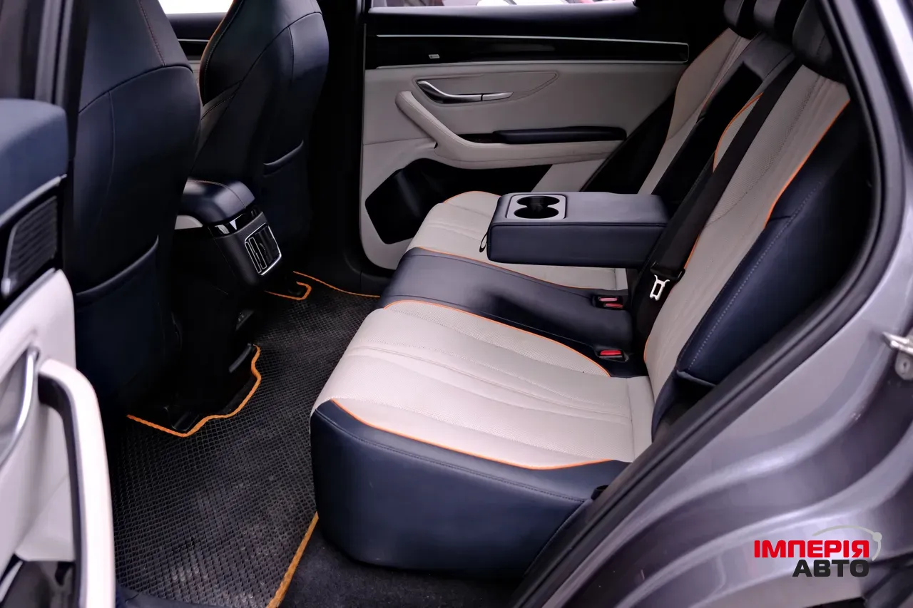 BYD Song Plus - фото 9