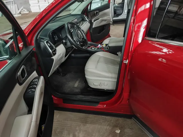 Kia Sorento - фото 5