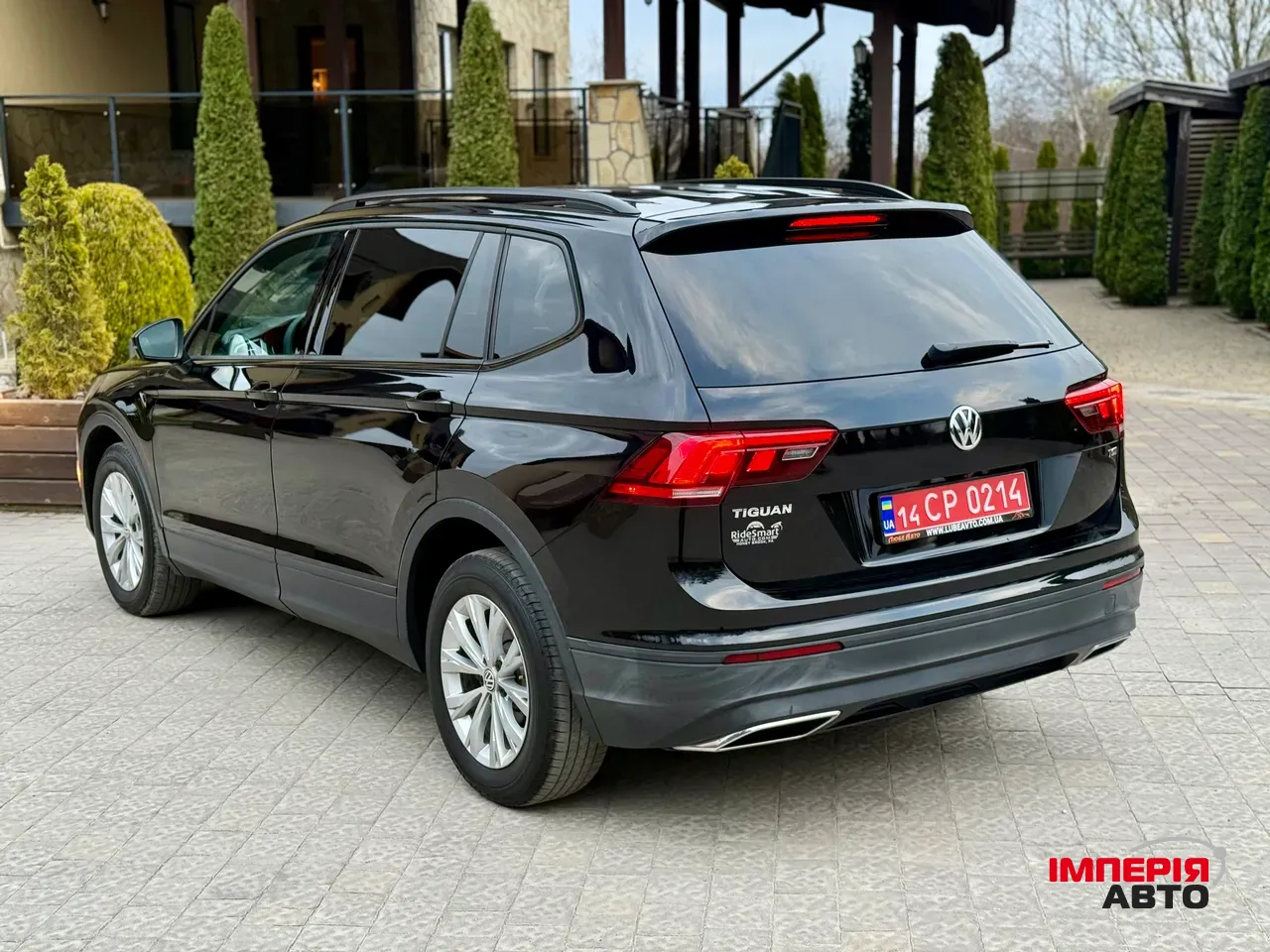 Volkswagen Tiguan - фото 20