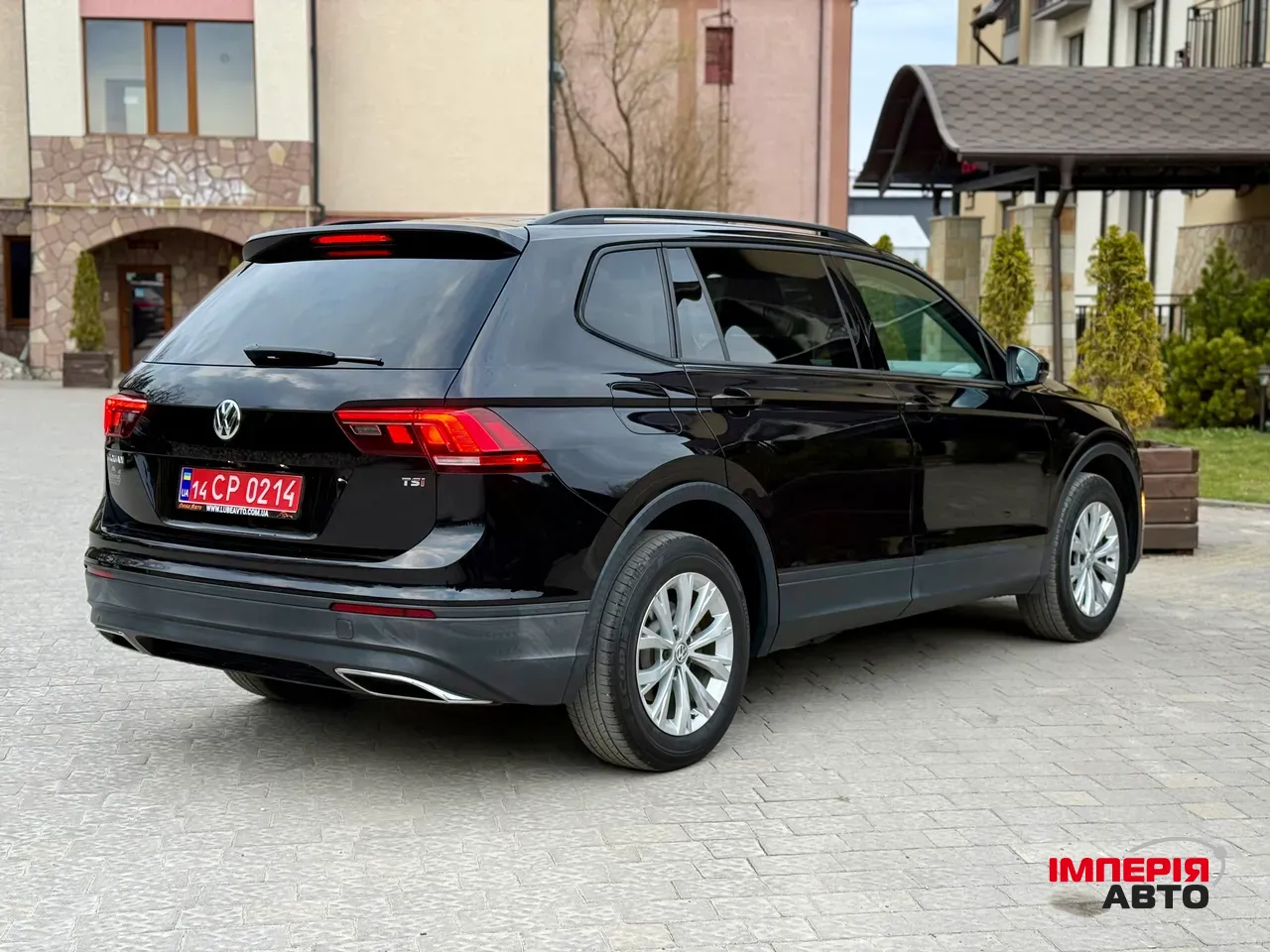 Volkswagen Tiguan - фото 16